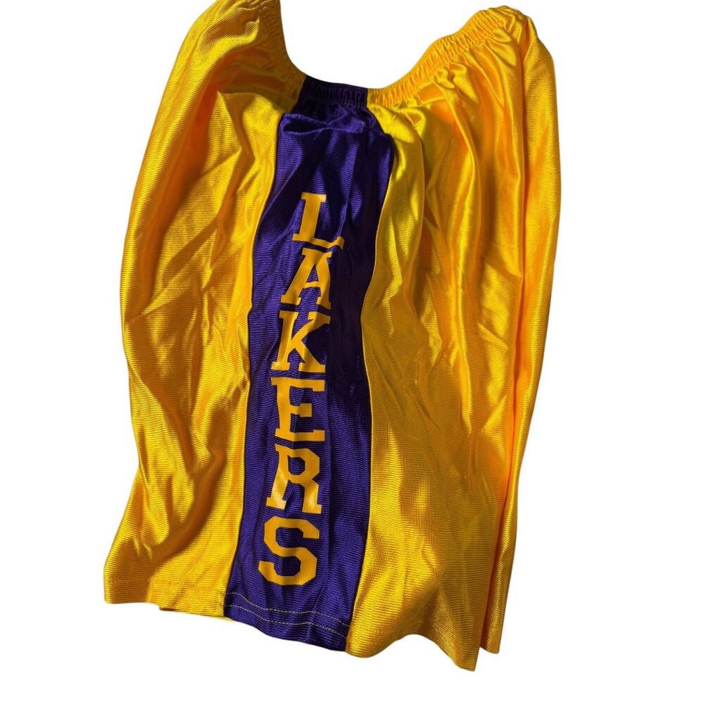 Los Angeles‎ Lakers Adult Medium Basketball Shorts NWOT